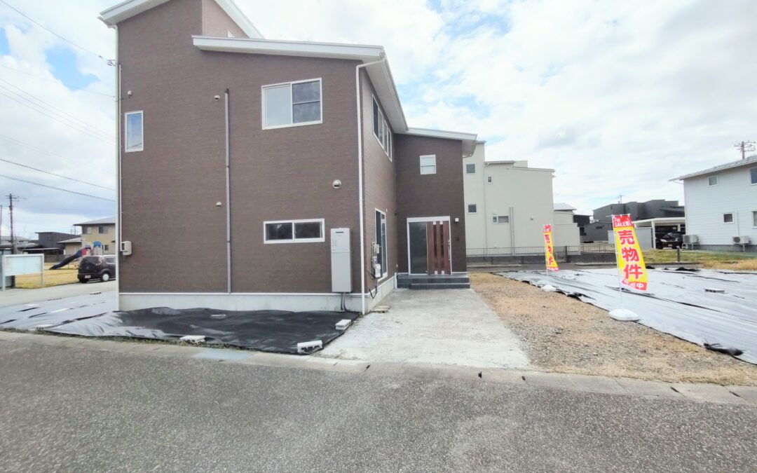 射水市海竜町　中古一戸建て